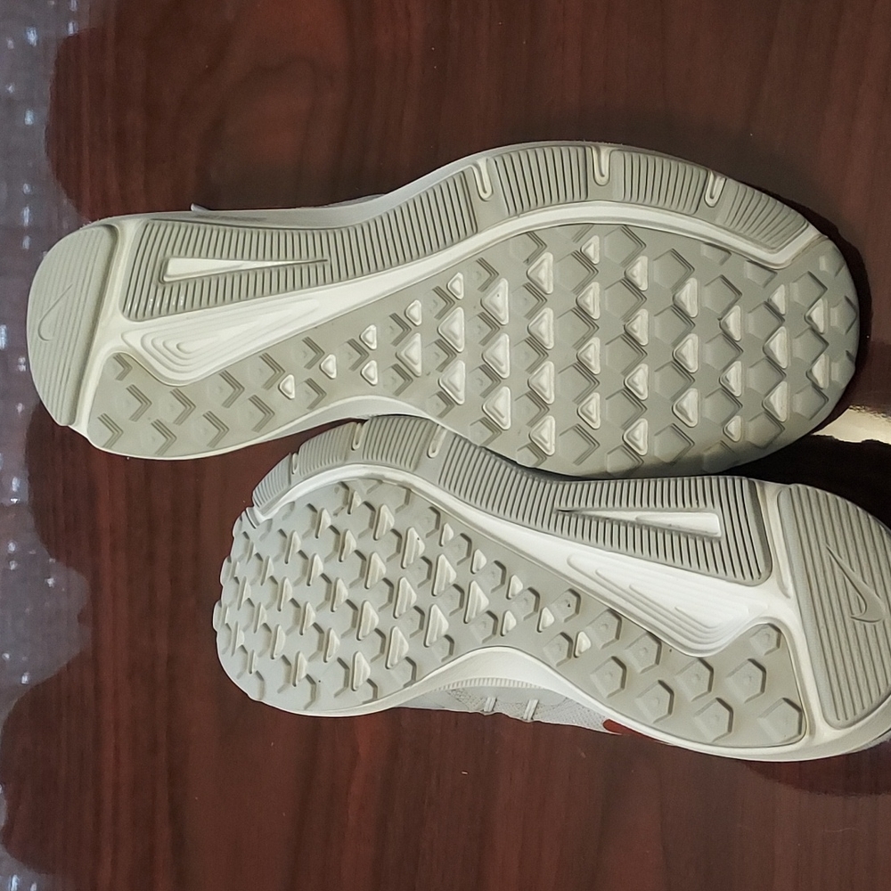 Nike Run Swift womens sneakers - Picture 4 of 6